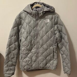 The North Face Light Gray Quilted Jacket